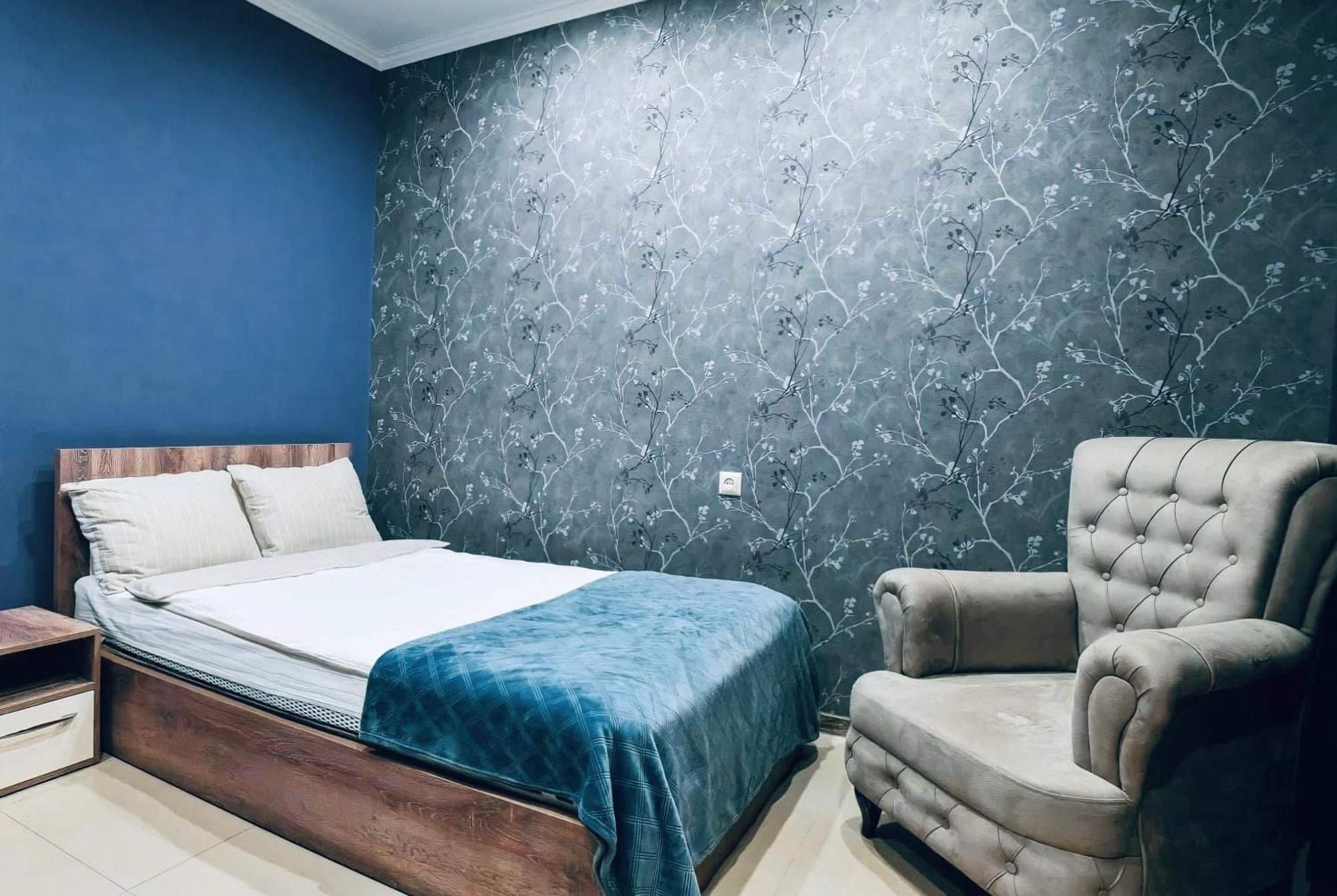 7 Rooms Hotel Tserovani Eksteriør bilde