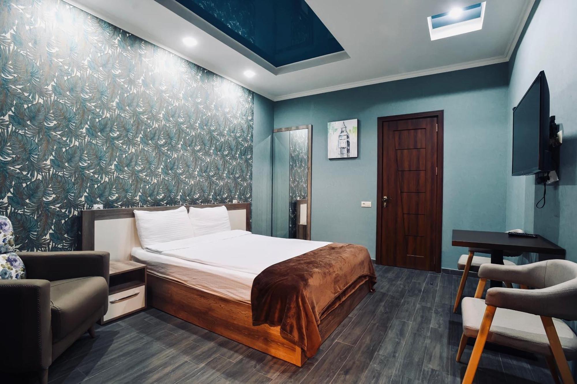 7 Rooms Hotel Tserovani Eksteriør bilde
